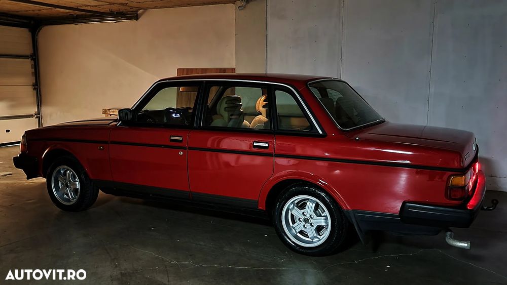 Volvo 240 - 22