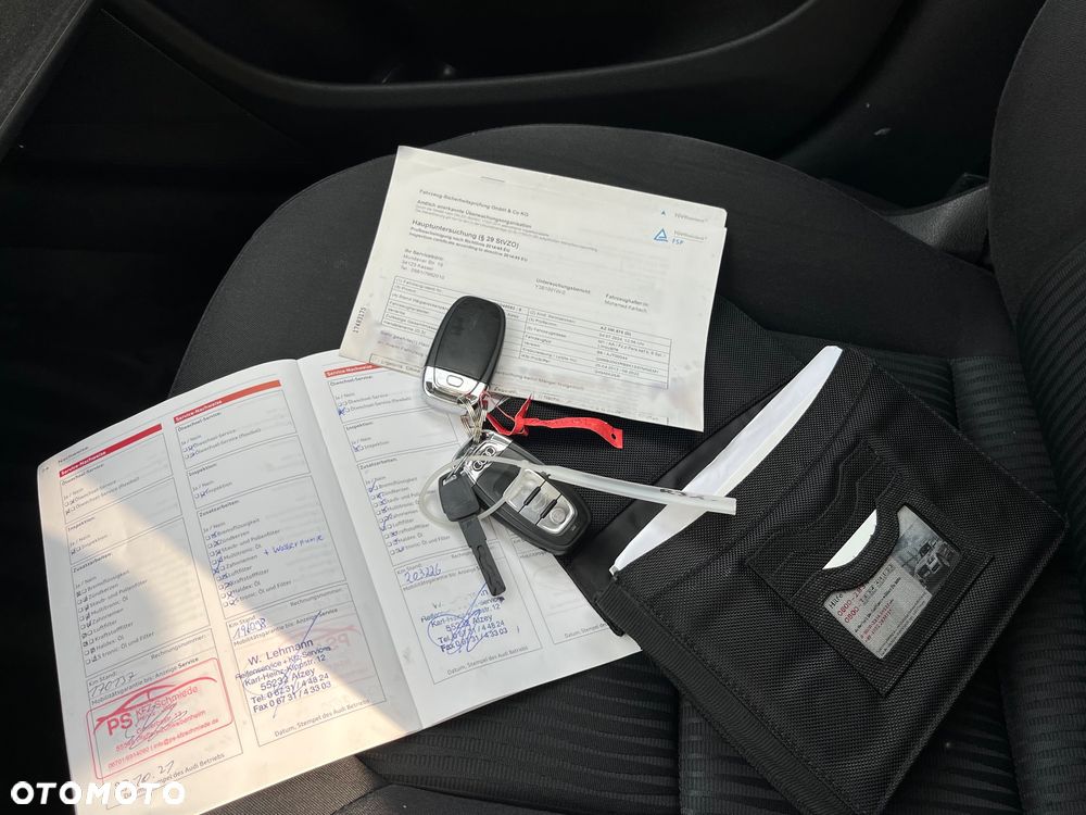 Audi A4 2.0 TDI DPF quattro Ambition - 17