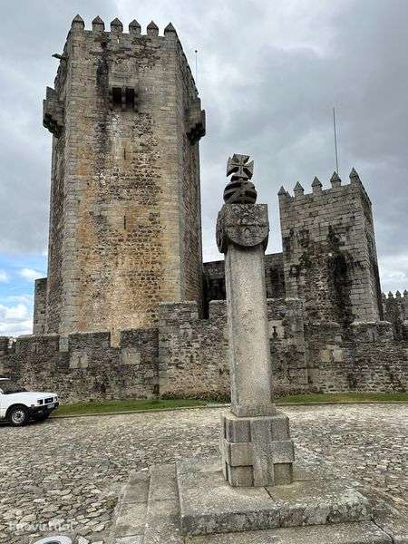 Vivenda T4 para recuperar bom preço - Grande imagem: 2/12