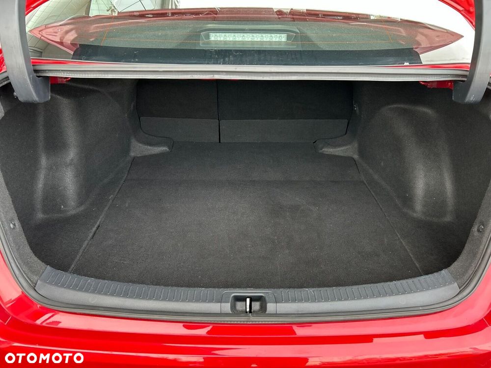 Toyota Corolla 1.8 Hybrid Comfort - 27