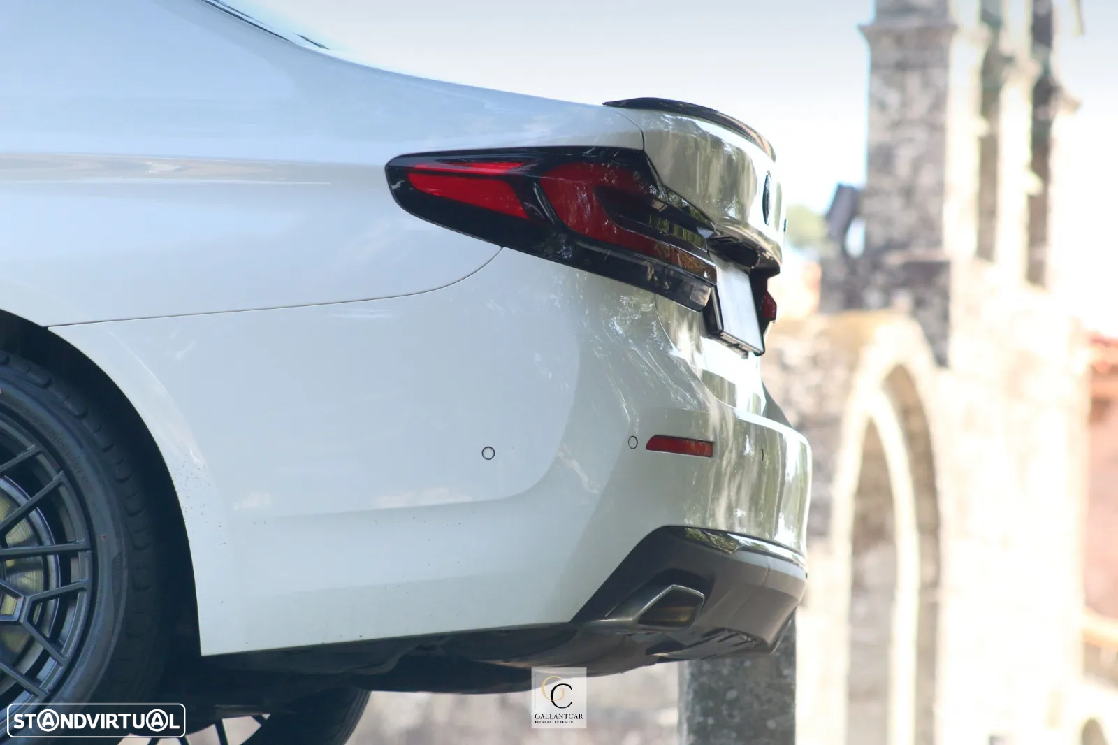 BMW 530 e - 11
