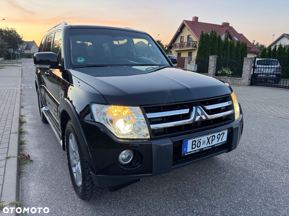 Mitsubishi Pajero 3.2 DI-D Automatik Intense - 12