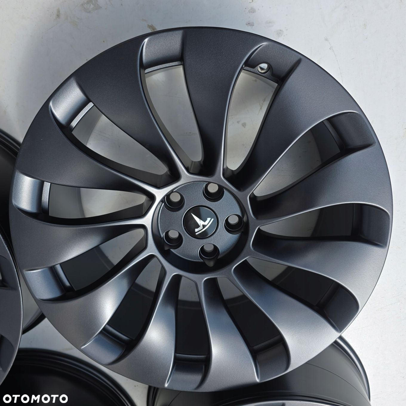 TESLA MODEL Y UBERTURBINE 5X114.3 21 ET40 JAK NOWE 4X - 5