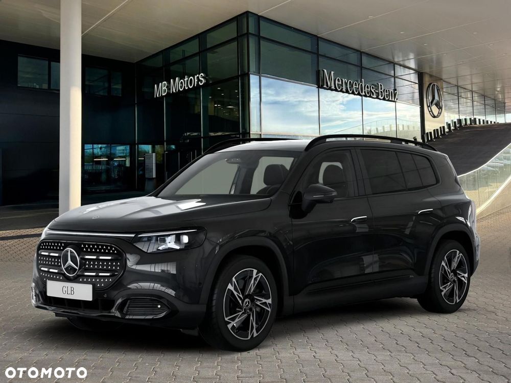 Mercedes-Benz GLB - 2