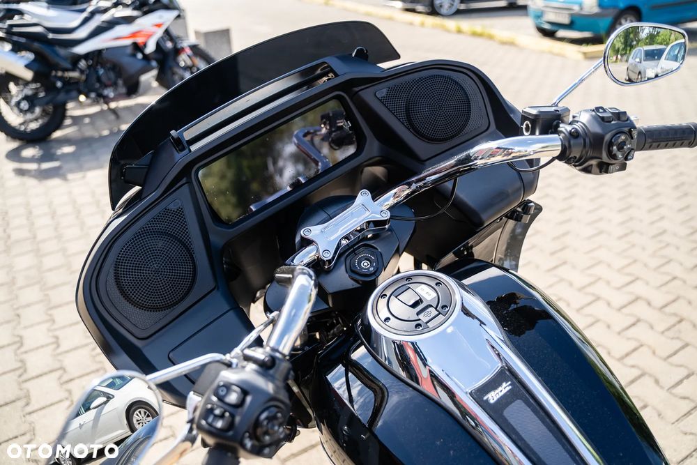 Harley-Davidson Touring Road Glide - 8