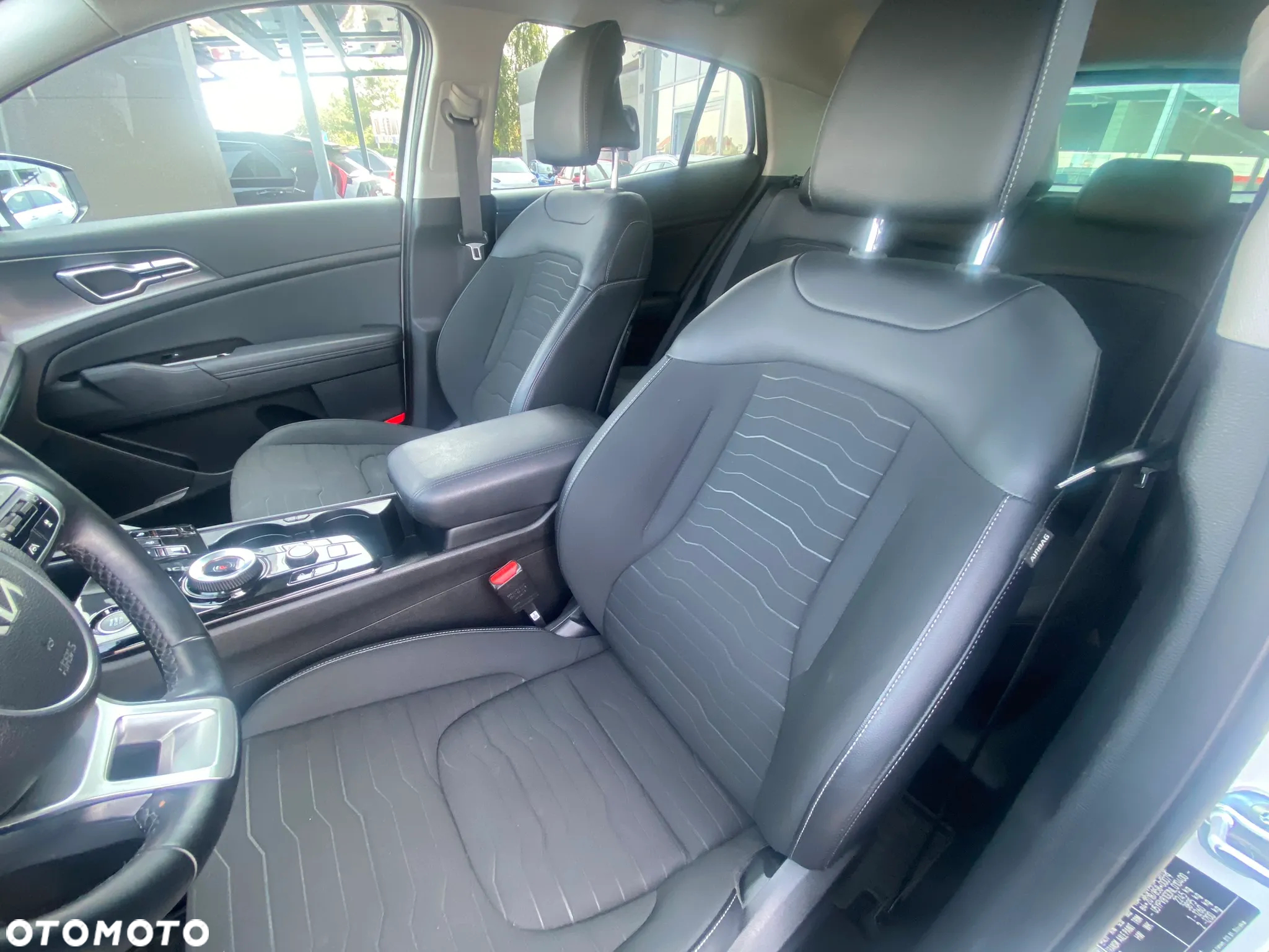 Kia Sportage 1.6 T-GDI HEV Business Line 4WD - 11