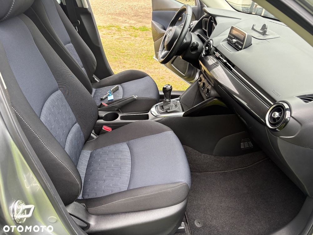 Mazda 2 - 12