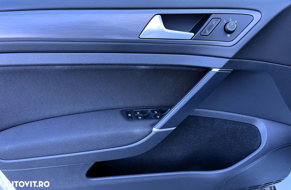 Volkswagen Golf 1.5 TSI Comfortline - 28