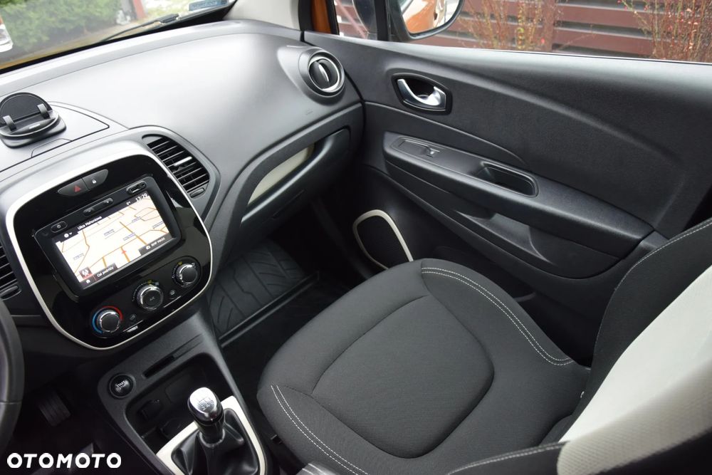 Renault Captur 0.9 Energy TCe XMOD EU6 - 16