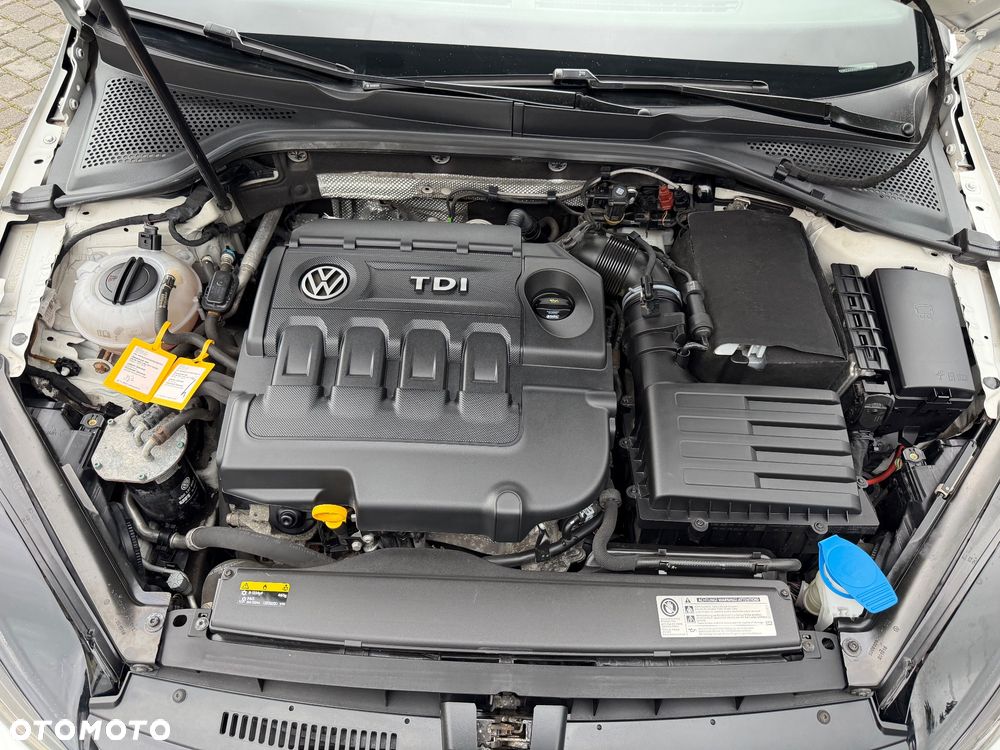 Volkswagen Golf 2.0 TDI BMT GTD - 36