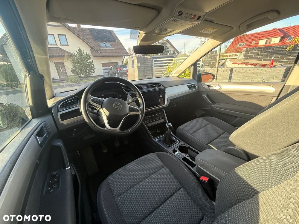 Volkswagen Touran - 7