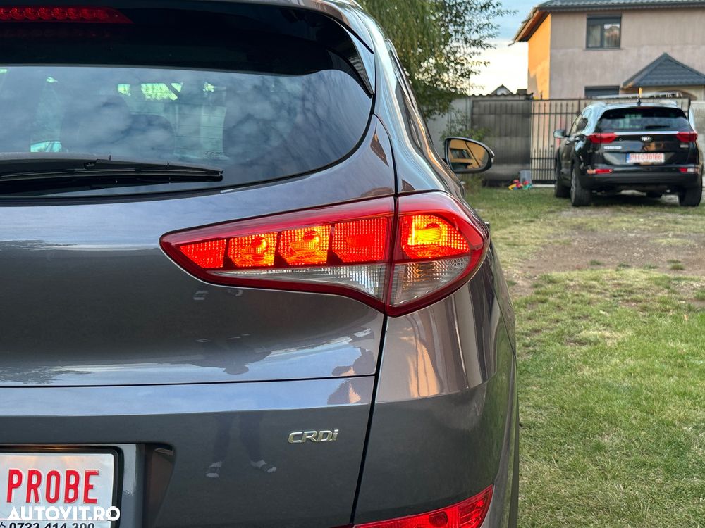 Hyundai Tucson blue 1.7 CRDi 2WD Style - 38