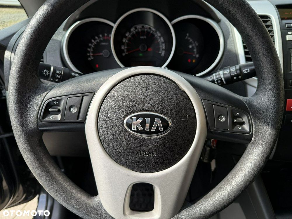 Kia Venga 1.4 CVVT Dream Team Edition - 17