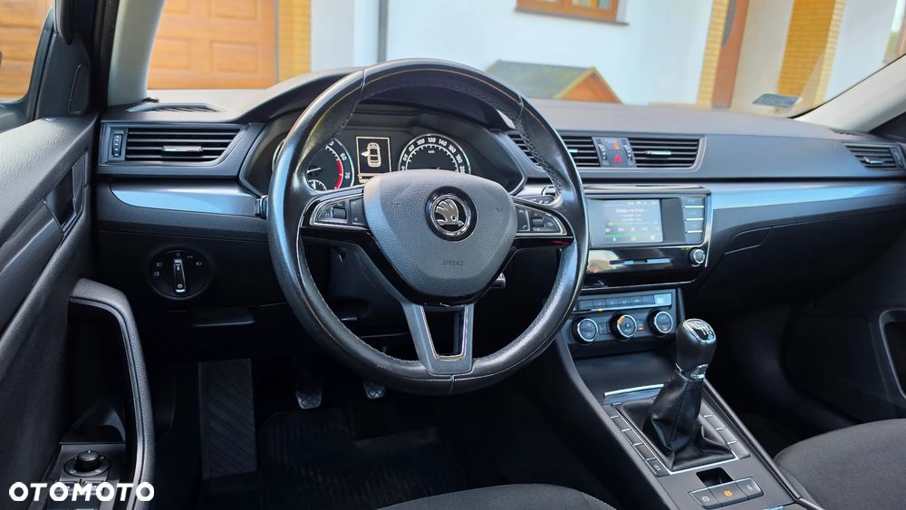 Skoda Superb 1.8 TSI Active - 26