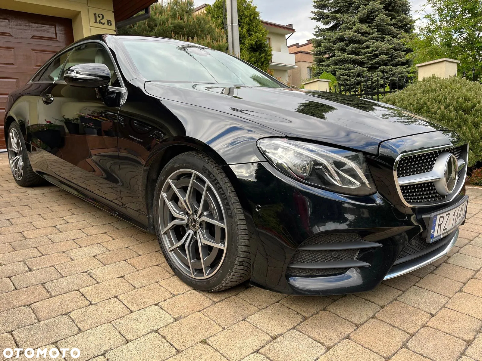 Mercedes-Benz Klasa E 220 d Coupe 4-Matic 9G-TRONIC - 5