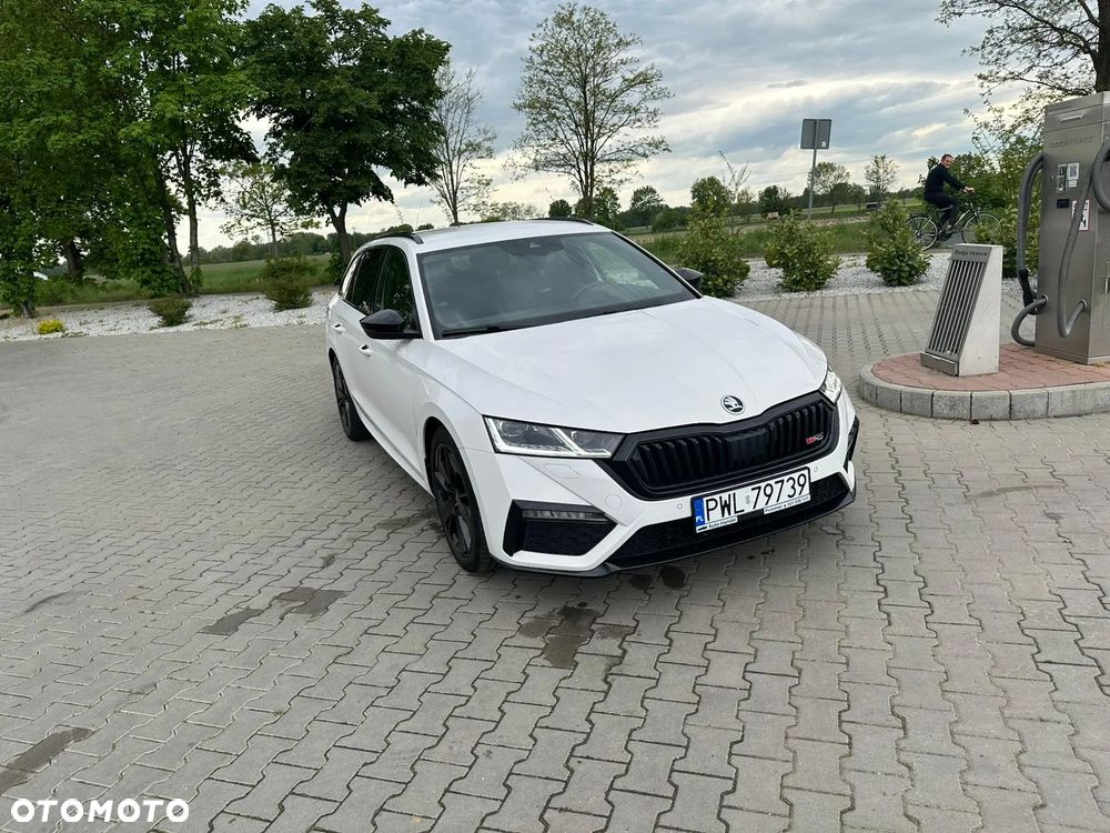 Skoda Octavia 2.0 TSI RS Plus - 5