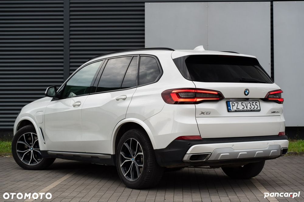 BMW X5 xDrive45e - 13