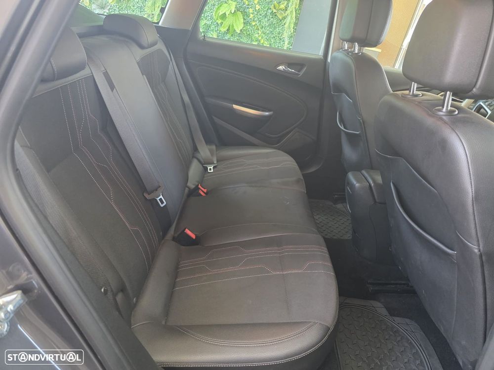 Opel Astra Sports Tourer 1.3 CDTi Cosmo S/S - 20