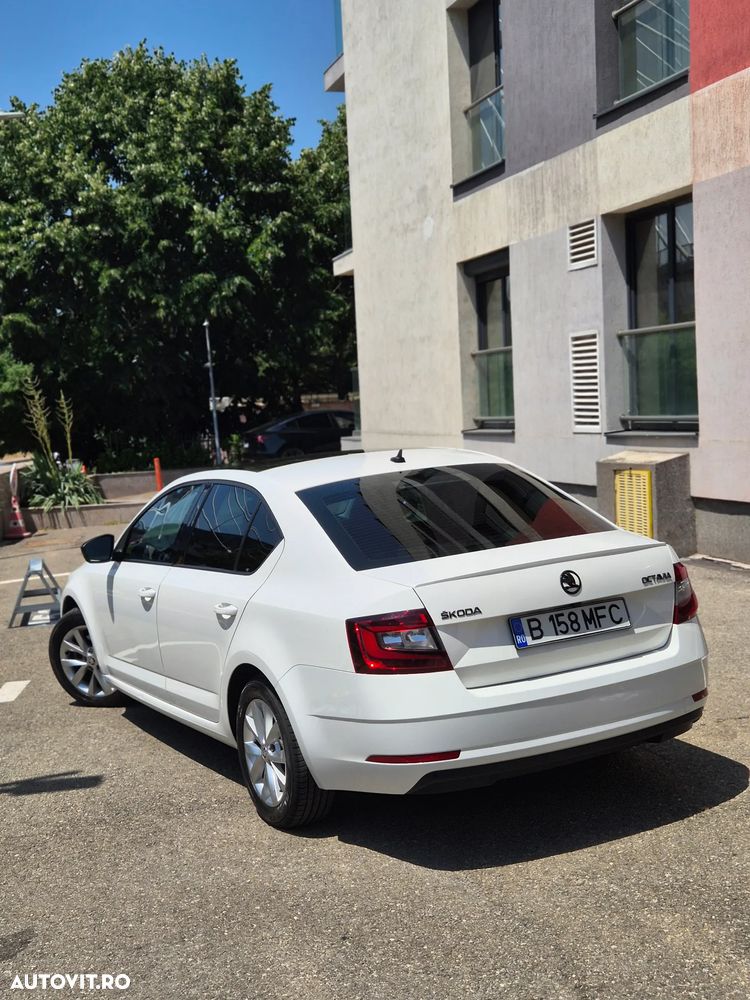 Skoda Octavia 1.5 TSI DSG MHEV Style - 16