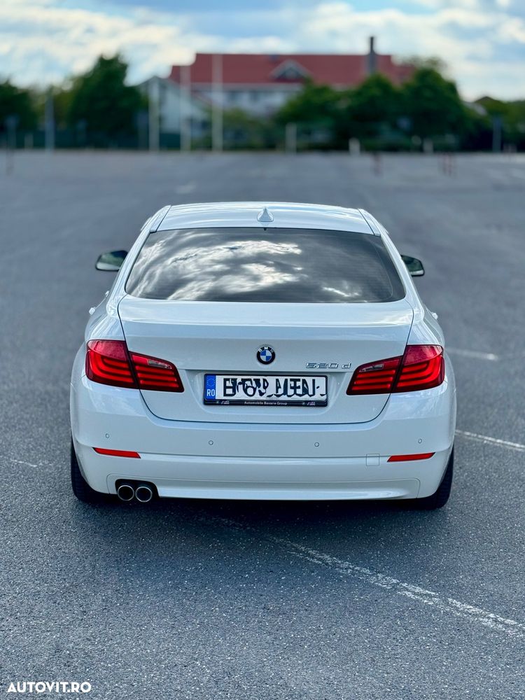 BMW Seria 5 520d BluePerformance Aut. - 11