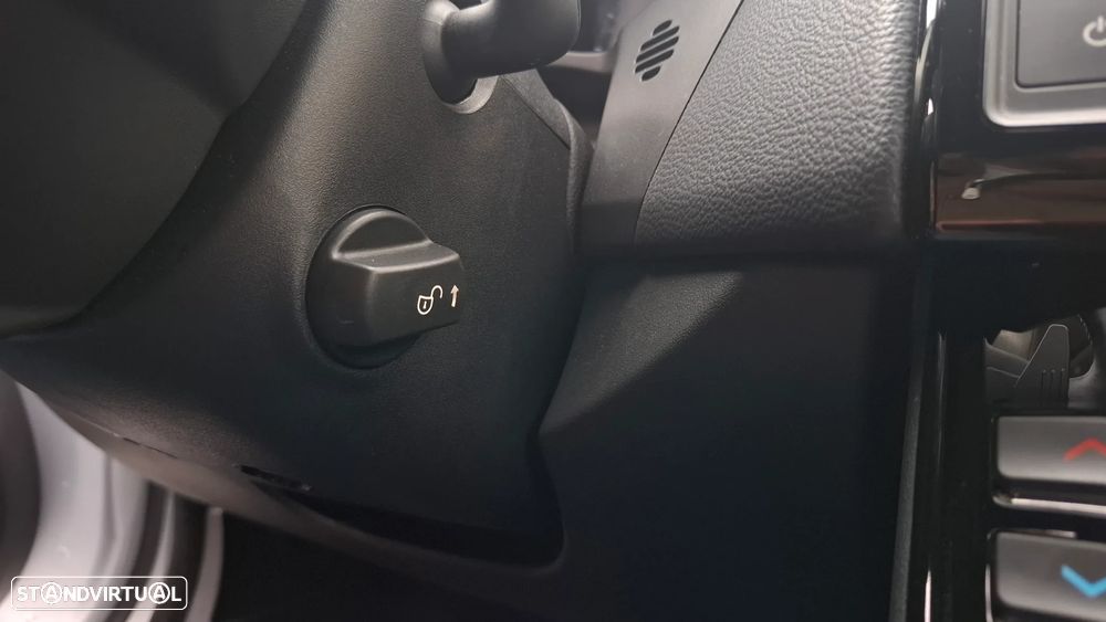 Jaguar XE 20d Aut. R-Sport - 51