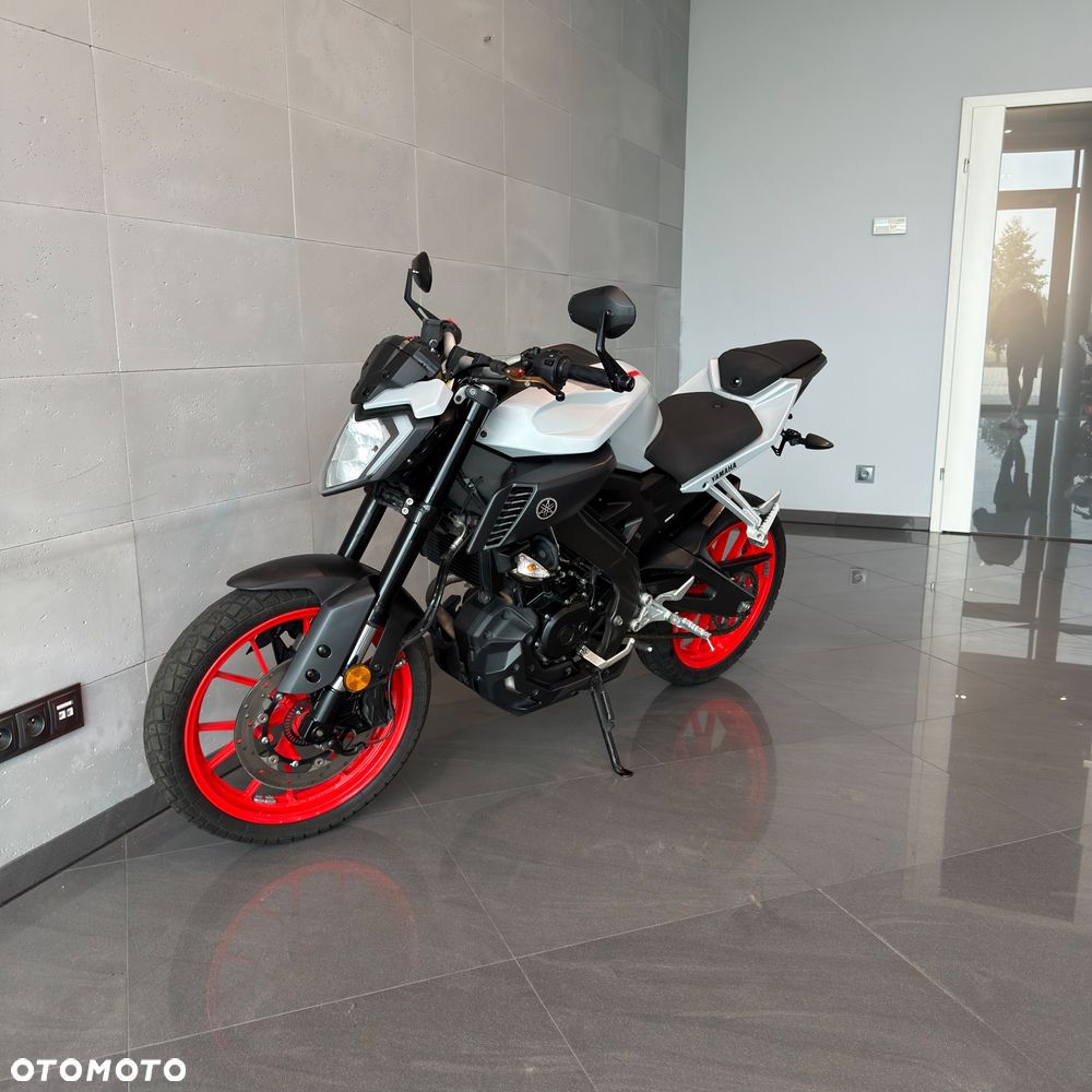 Yamaha MT - 7