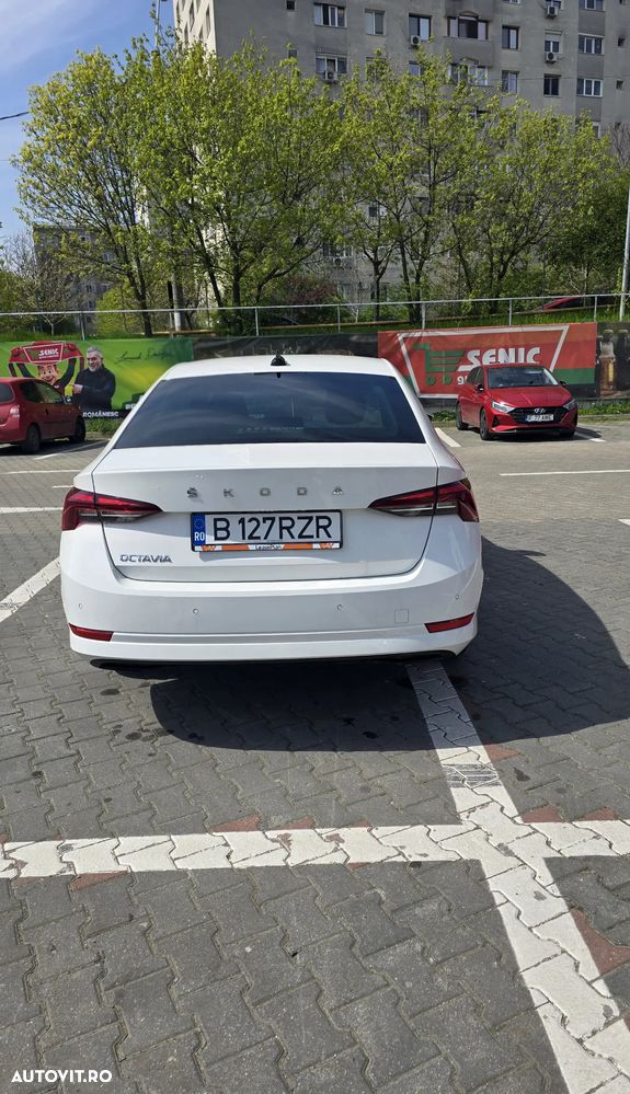 Skoda Octavia 2.0 TDI Ambition - 14