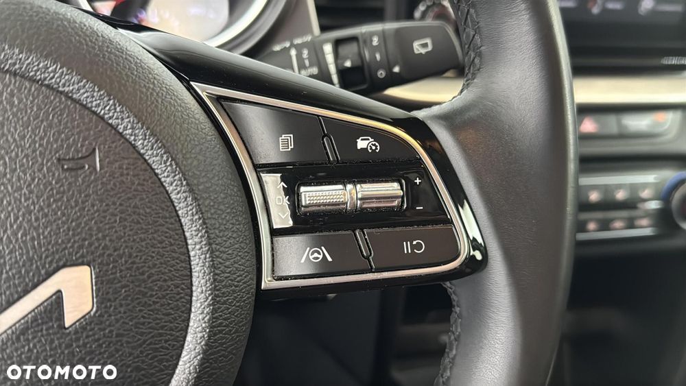 Kia Ceed 1.5 T-GDI M - 22