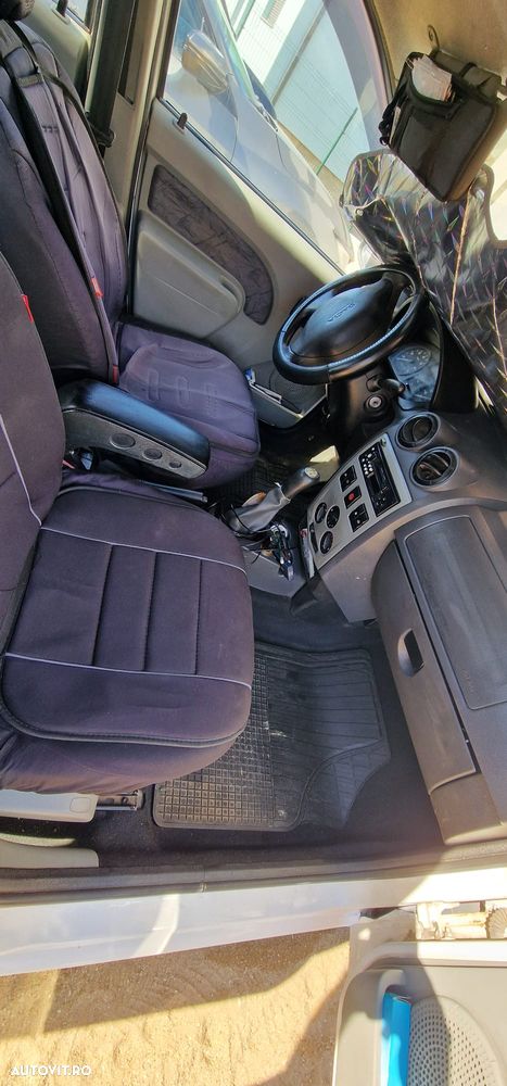 DACIA Logan 2006 — imagine 11