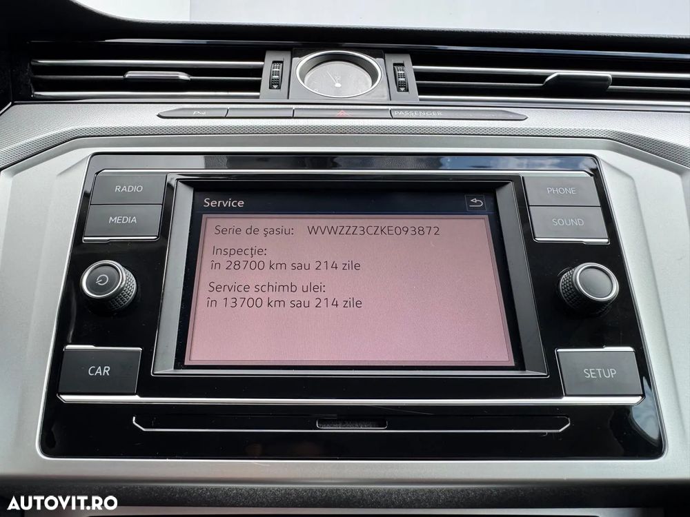 Volkswagen Passat - 39