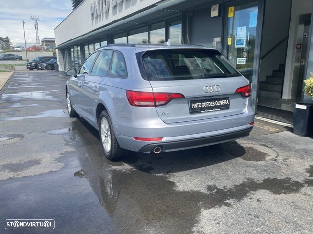 Audi A4 Avant 2.0 TDI Advance - 7