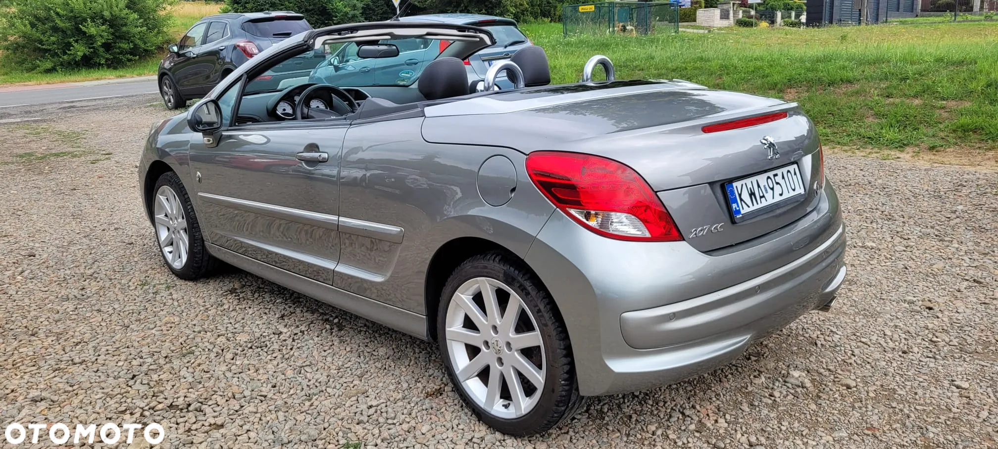 Peugeot 207 CC 1.6 Intense - 10