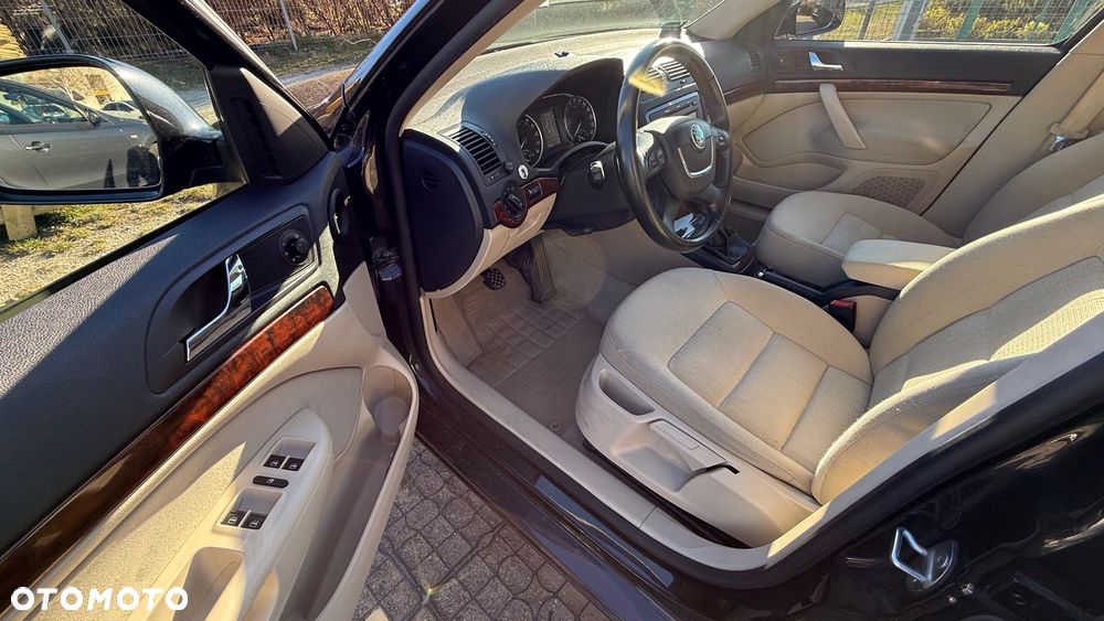 Skoda Octavia 1.9 TDI Elegance - 4