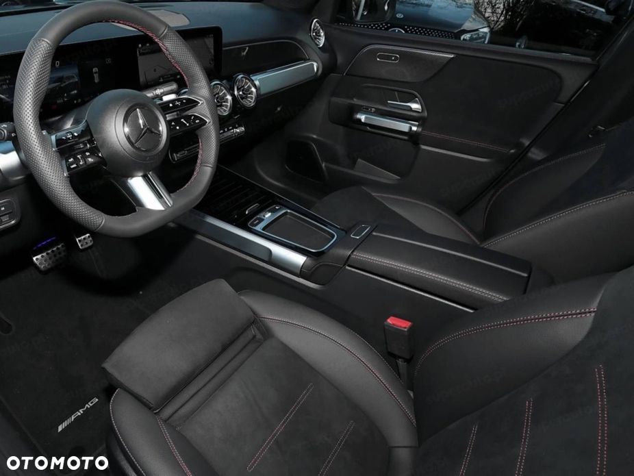Mercedes-Benz GLB 200 AMG Line 7G-DCT - 10