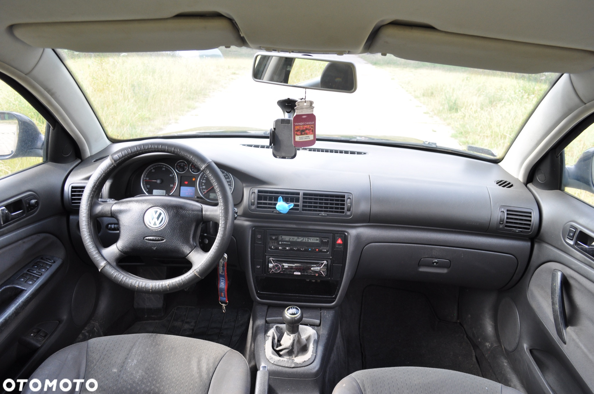 Volkswagen Passat 1.9 TDI Highline - 7