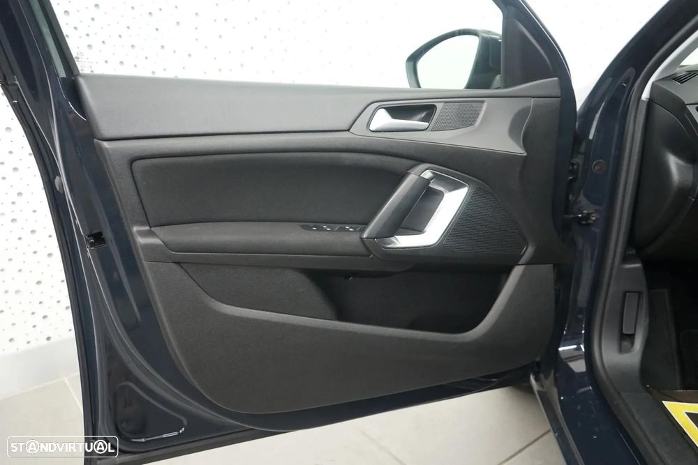 Peugeot 308 SW - 10
