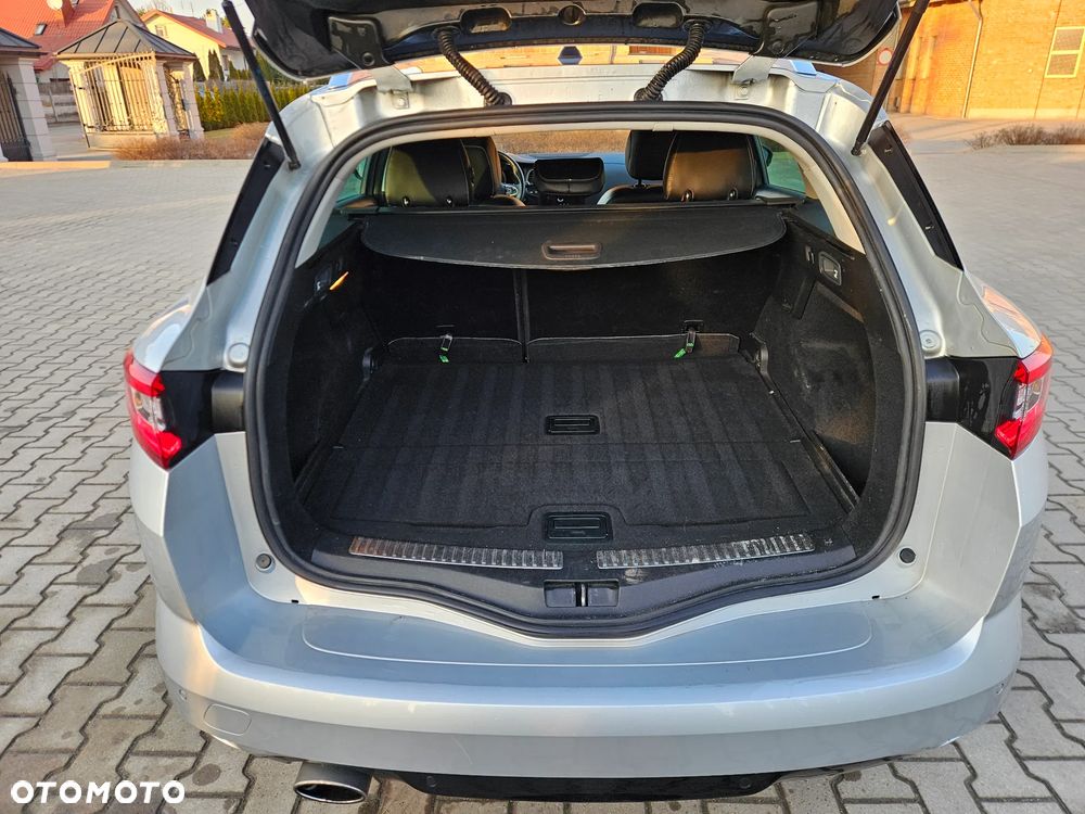 Renault Megane 1.2 Energy TCe Intens EDC - 11