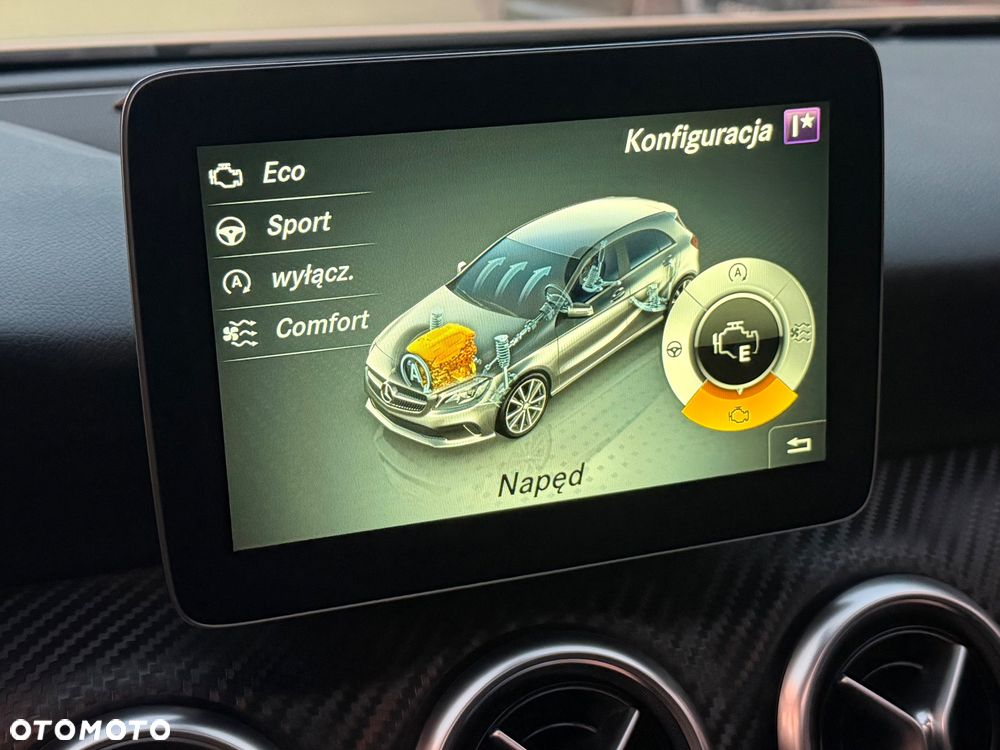 Mercedes-Benz Klasa A 180 7G-DCT AMG Line - 28