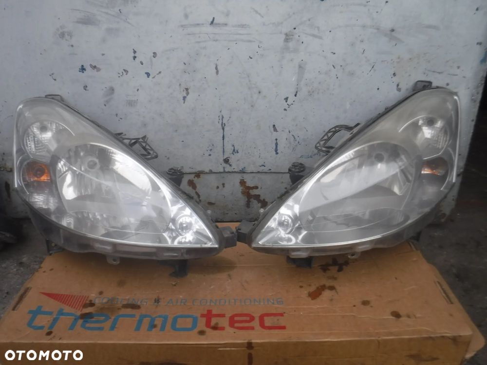 Peugeot Partner II  lampa przod lewa prawa EUROPA - 4