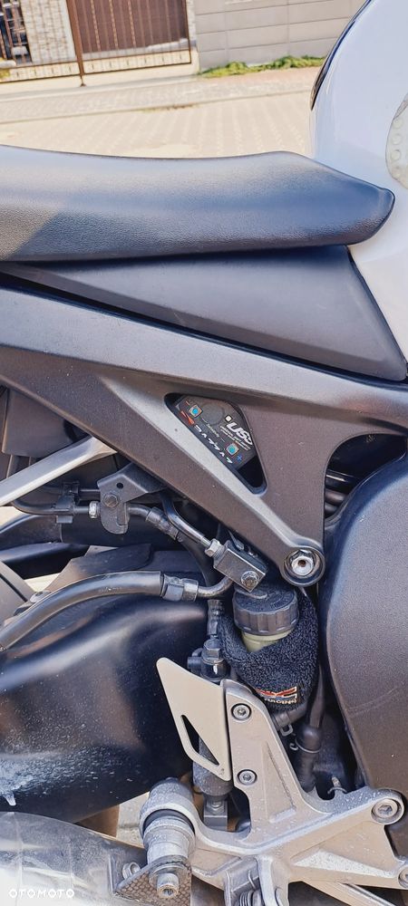Honda CBR - 7
