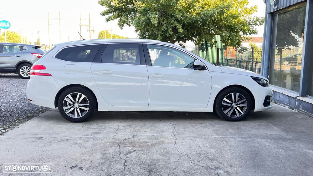 Peugeot 308 SW 1.2 PureTech Allure Full LED - 8