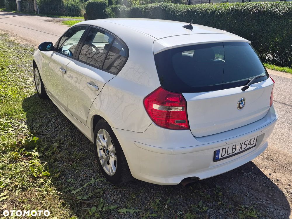 BMW Seria 1 116i - 6