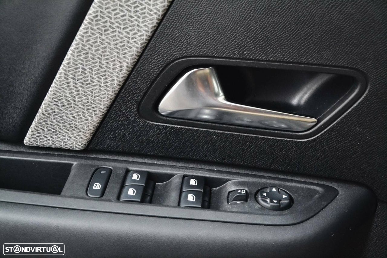 Citroën C4 1.2 PureTech Plus - 13