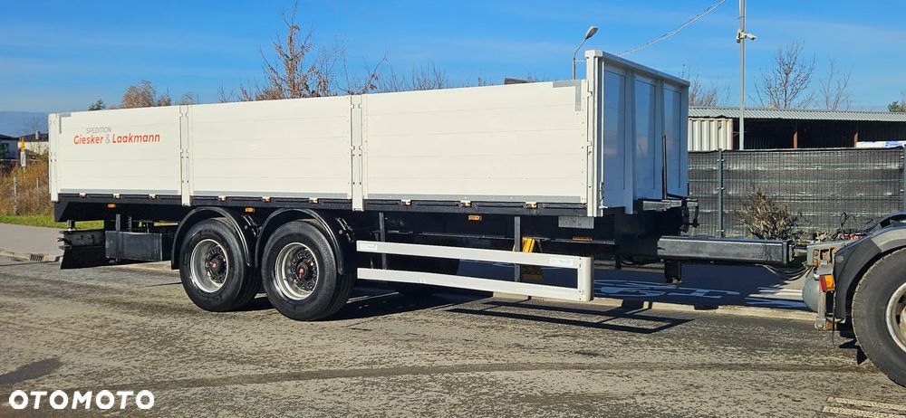 Schmitz Cargobull tandem z Niemiec budowlana burtowa - 2