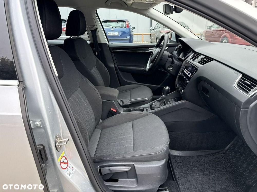 Skoda Octavia 1.5 TSI ACT Style DSG - 20
