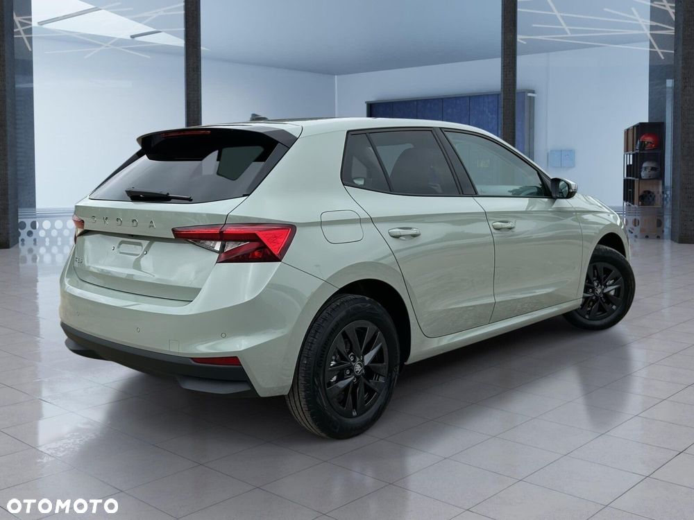 Skoda Fabia - 11