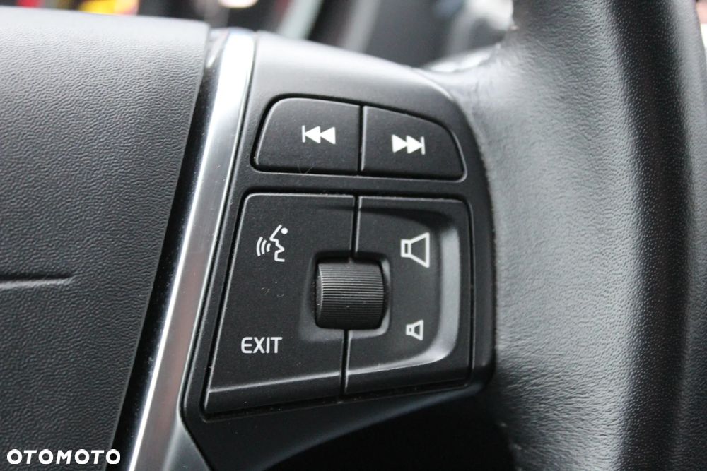 Volvo V40 D2 Momentum - 17