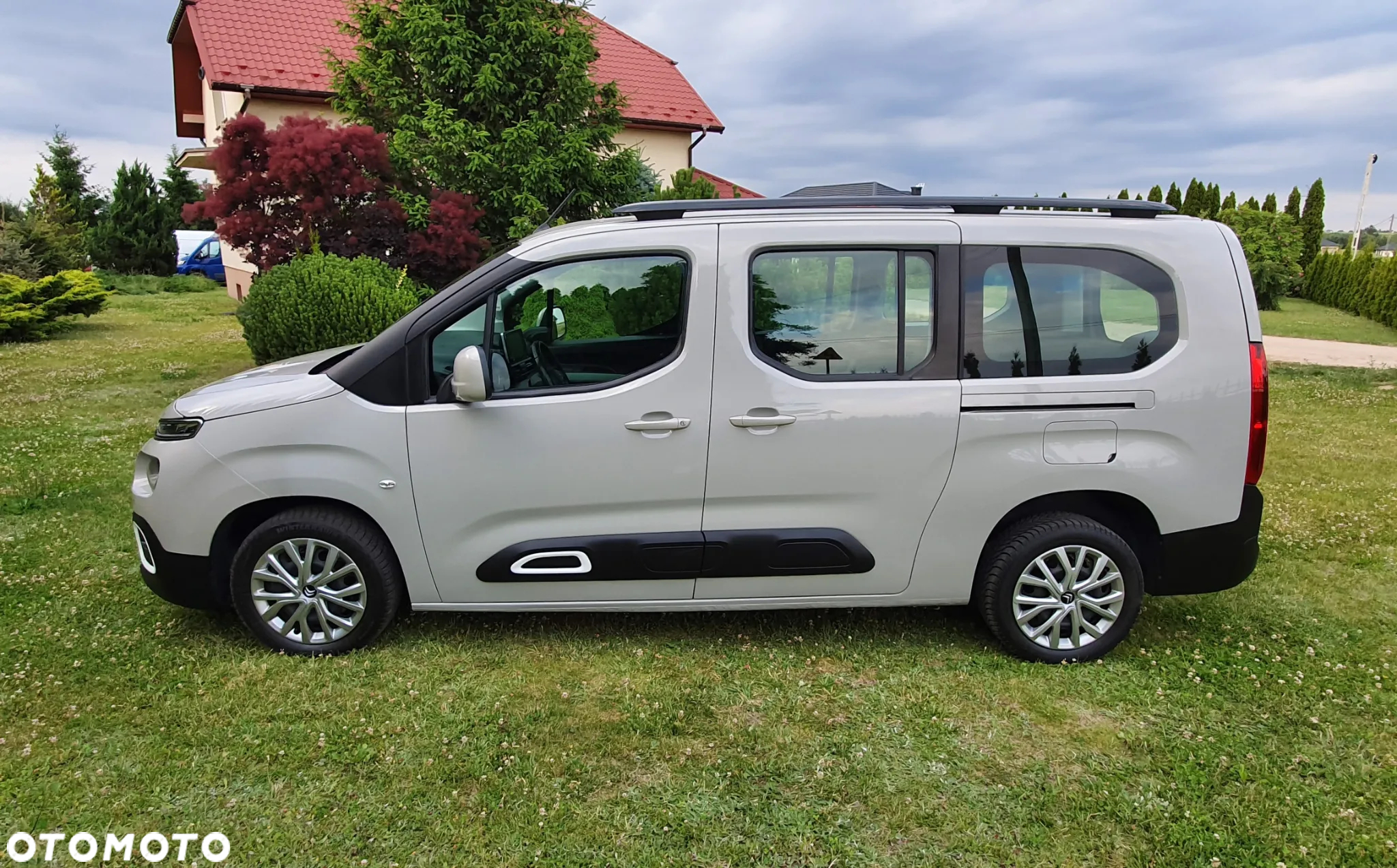Citroën Berlingo XL PureTech 110 LIVE PACK - 7