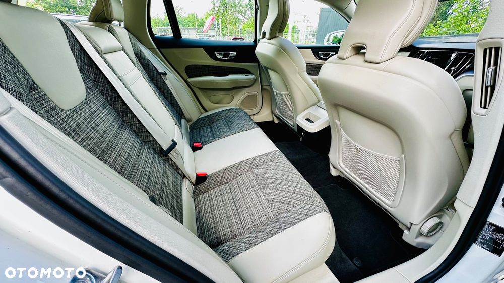 Volvo V60 T5 Geartronic Momentum - 14