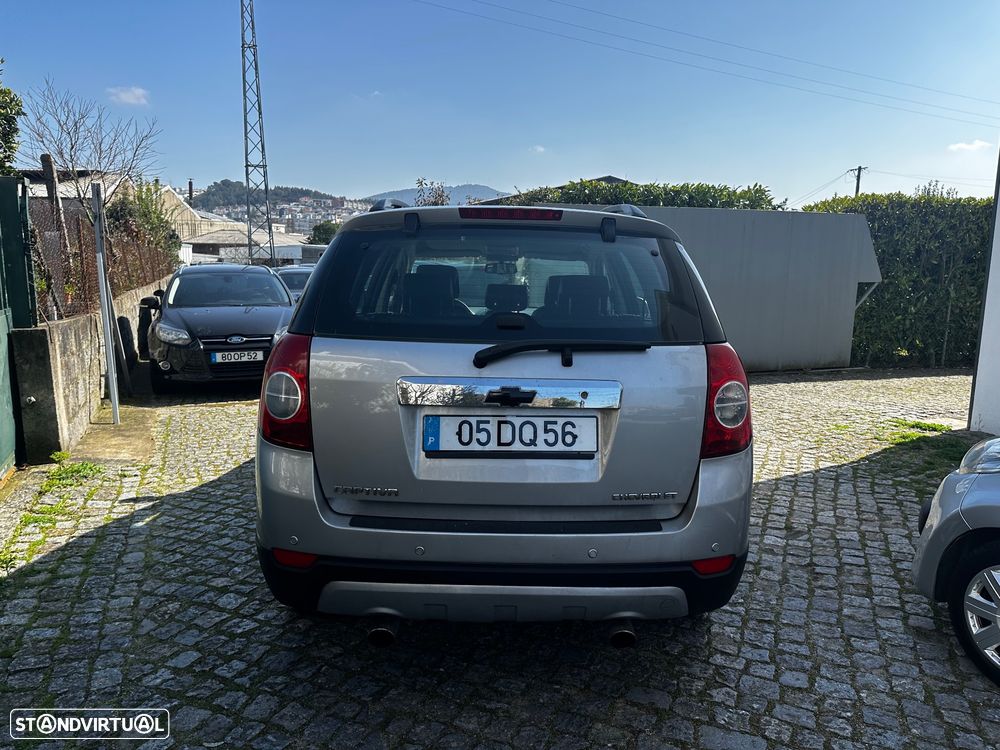 Chevrolet Captiva 2.0 VCDi Seven 7L - 4